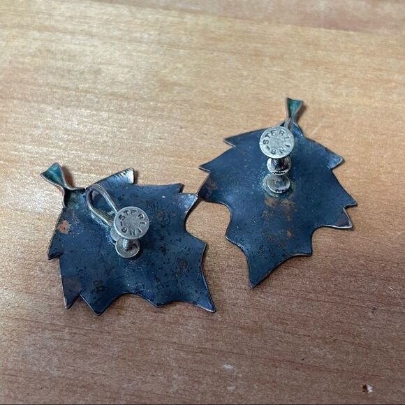 Stuart Nye Large Copper Maple Leaf Pin and clip earrings True Vintage - Picture 6 of 9